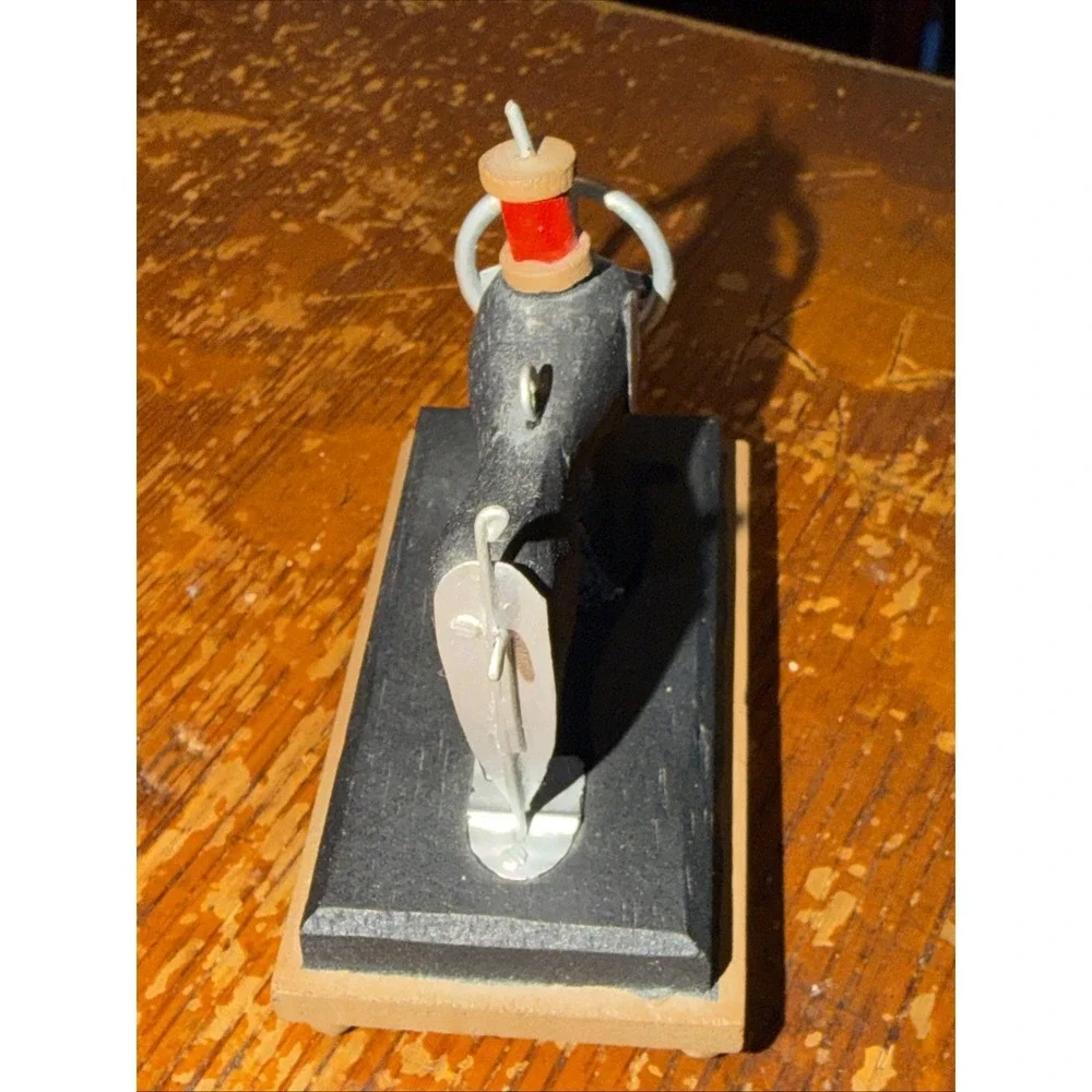 Vintage Miniature Toy Sewing Machine Made In Philippines Print Tray So Cute!